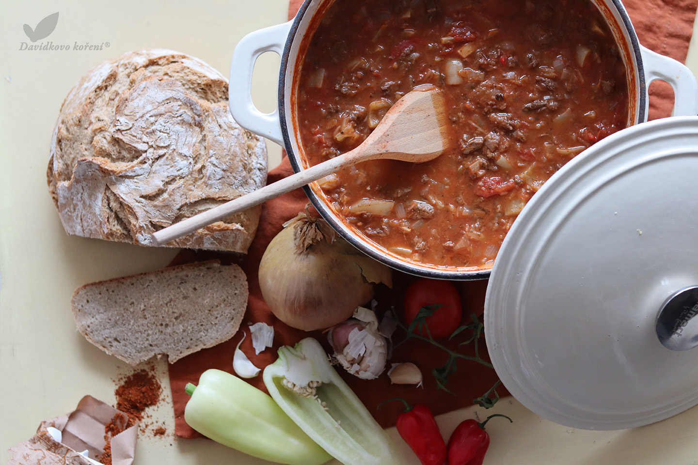 Veganský guláš vodoznak